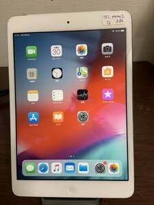 151 ★4台入荷 美品 iPad mini 第 2 世代, 7.9inch 16GB Silver A1490 ME276 J/A バッテリー89% au【Apple・タブレット】