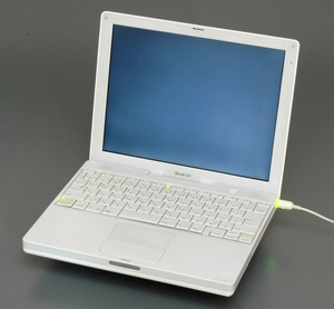 OS9クラシック起動/Apple iBook G4〈12-1.2GHz Late2004 M9623J/A〉A1054 JANK_01不動ジャンク品●027