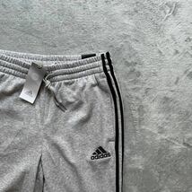 格安送料 Lサイズ 新品 adidas アディダス スウェットパンツ テーパード ジョガーパンツ グレー 黒 ブラック メンズ GK9001_画像3