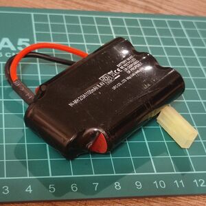 【限定値下げ】PEQ-15 PEQ-16 バッテリー ニッケル水素 1100mAh 8.4V 新品未使用 ミリタリー サバゲー