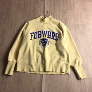 100円スタート○ MOUSSY マウジー　トレーナー　スウェット　プリント　ゆったり　体型カバー　フリーサイズ ハイネック