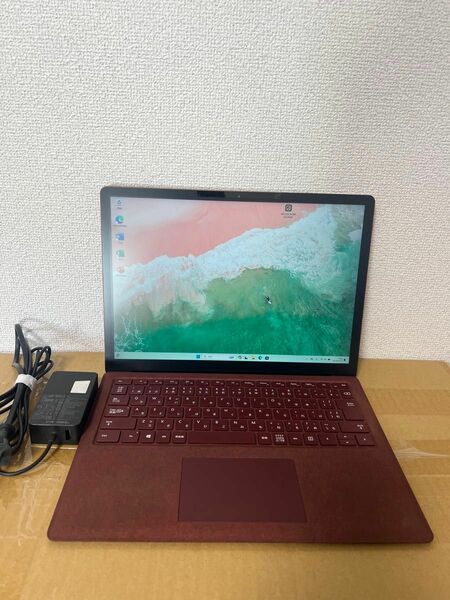 Microsoft Surface Laptop 1769高解像度 core i5 7200U 2.5Ghz 8GB 256GB