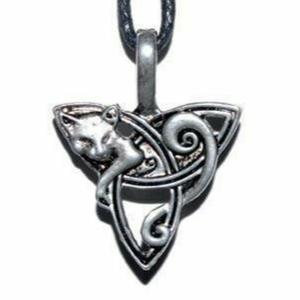 AzureGreen: Triskele with Cat pendant