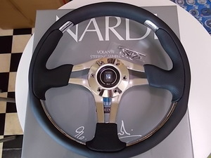 NARDI 75th Anniversary Line NARDI 4 METAL ブラックレザー POLスポーク N830 （ブラック） 350mm