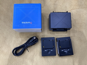 ●トラッキモ trackimo GPS トラッキモGPS マグネット付き防水ケース + パワーパック(3500mAh) 2個 正規品 USED