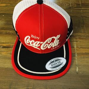 コレクターアイテム　コカコーラ　Coca Cola MADE IN U.S.A. フリーサイズ ナイロン　メッシュキャップ　.