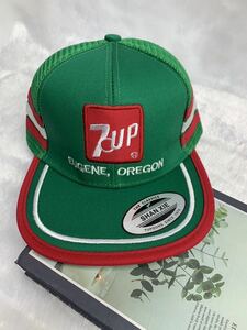 7up MADE IN U.S.A. フリーサイズ　メッシュキャップ