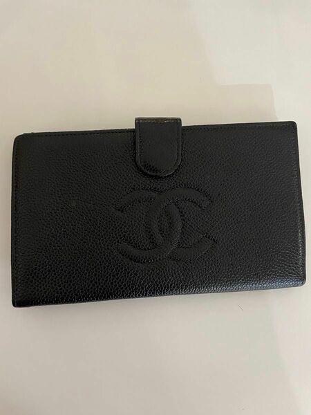 美品 CHANEL シャネル キャビアスキン二つ折り長財布 がま口財布