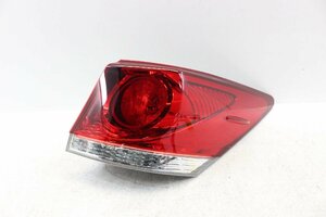 ジャンク品　クラウン　アスリート　GRS210　前期　LED　テールライト　テール　右　右側　スタンレー　30-406　81551-30D20　306613