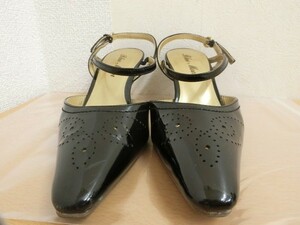 (26575)BlueMoon blue moon enamel pumps strap 22.5 black USED