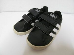 (48604)アディダス adidas　スニーカー　シューズ　ブラック×ホワイト　13㎝　USED