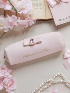 Maison de FLEUR パールビジュー合皮リボンロングポーチ　ライトピンク