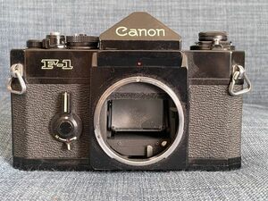 Canon F-1 AEファインダー カメラ ブラック ボディ フィルムカメラ マニュアルフォーカス C11