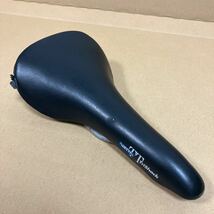 イタリア Vetta サドル TT Trishock Saddle made in Italy クロモリ ロード ピストに似合います 検 selle ltalia san marco _画像1