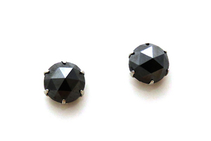 鑑別付き◎Pt900ブラックダイヤモンド計1.00ctピアス プラチナブラックダイヤピアス ローズカット 各0.5ct 男女兼用 スタッドピアス