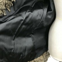 D981-N◆vintage◆フランス製◆ Pierre Balmain ピエール バルマン デザイン ファージャケット 切替 裏地 ロゴ総柄 ◆ カーキ系 毛皮_画像5