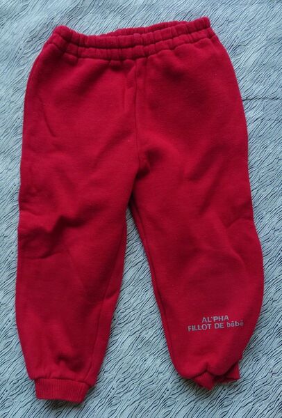 べべ bebe スウェットパンツ 赤