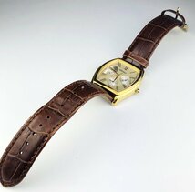 【77】1円～ SEIKO セイコー セイコー 5Y66-0AF0 トリプルカレンダー GP 革ベルト 腕時計 クォーツ メンズ 稼働品 現状品_画像8