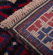 送料無料 ラグ バローチ アンティーク マット 遊牧民バローチの手織り絨毯(約144cm x 85cm) パキスタン_画像10