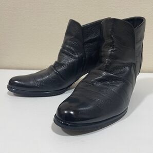 【価格相談受付中】うさぎや ショートブーツ 黒 22.5cm