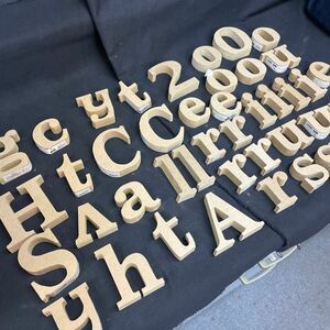 アルファベット文字 diy 木製 数字 まとめて 飾りインテリア アルファベットレター 看板 U02