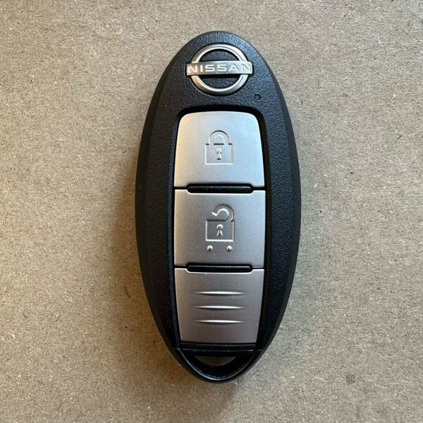 日産　ノート　純正　スマートキー　2ボタン　SNE13 1089