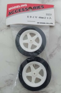 100円~　未使用品ラジコンオートバイ用タイヤ、ホイール