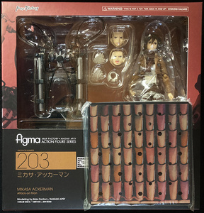 figma 『進撃の巨人』 ミカサ・アッカーマン 「特製di:stage ベースユニット(屋根柄)」付き 未開封品 アクションフィギュア ミニチュア