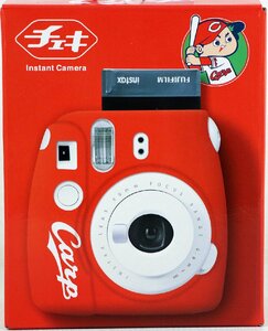 S◇ジャンク品◇インスタントカメラ チェキ instax mini 8＋FUJIFILM 広島カープモデル SPECIAL PACK 通電のみ確認 ※接眼レンズ欠品