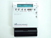 KM531●現状品●SONY ソニー MZ-R900　ポータブルMDプレーヤー/ウォークマン　2点セット　通電OK_画像2