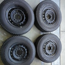 BLIZZAK195/80R15・8分山程度ハイエース純正ホイール付き4本セットスタッドレス_画像1