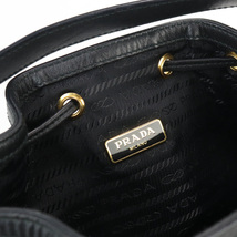 中古良品プラダPRADA ロゴジャガード2WAYバッグ ナイロン 1BH038 UCW F0002 ブラック系 ランク：A us-2 2WAY ショルダー レディース_画像5