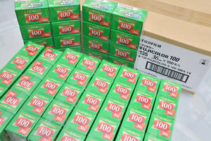 ★★★即決価格！入手困難 2026年10月有効【100本セット】FUJICOLOR100-36枚撮　ISO感度100 フジフィルム製ネガカラーフィルム135/35mm