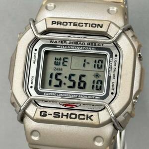 美品 CASIO G-SHOCK DW-5000D-8JF デジタル メタルケース スクリューバック シルバー スクウェア メタルバンド DW-5000シリーズ