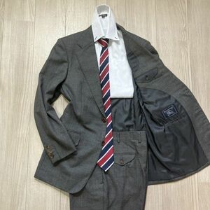 【大人の佇まい】 BURBERRY　バーバリー　BB4 ( L相当) ネイビー　ストライプ　紺　スーツ　ウール　背抜き　2B　セットアップ メンズ