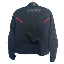 【美品】 DUCATI ドゥカティ ×SPIDI メッシュジャケット 　黒系/赤系　ブラック系/レッド系　Sサイズ　5885-100_画像2