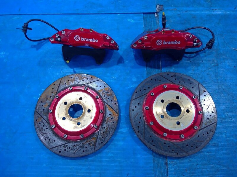 ウィッシュ ANE11W ブレーキキャリパー ローター セット ENDLESS Brembo風カスタム塗装済み ドリルドスリットローター 対向6potキャリパー