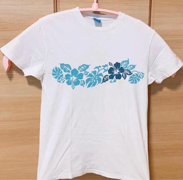 水色　白　青　可愛い　おしゃれ　アロハ　Tシャツ　Mサイズ　メンズ　汚れなし　ほぼ未使用　T-shirt 