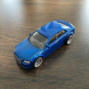 マッチボックスMATCHBOX 2015 CHRYSLER 300 クライスラー ルース