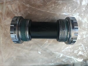 SHIMANO BB-7900 ボトムブラケット ITA