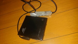 SHARP MDウォークマン MD-DS70 ブラック 通電確認 ジャンク品 1bit デジタルアンプ搭載 高音質 auvi MDLP シャープ 黒 ポータブルMD