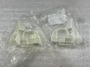 R50920 新品 ① アクア NHP10 純正 リア バンパー リテーナー 左右 52562-52061 52563-52031