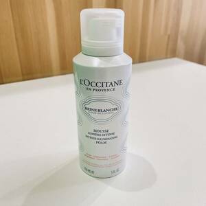 L'OCCITANE/ロクシタン レーヌブランシュ イルミネイティングクレンジングフォーム 150ml 未使用品 ◆　8633