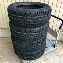 保管袋付 (IL003.7)送料別 [4本セット] TOYO OBSERVE GSi-6 LS　225/60R17 99H 2023年製造 室内保管 スタッドレス 225/60/17_画像1