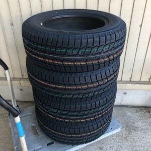 保管袋付 (IL010.7)送料別 [4本セット] TOYO OBSERVE GSi-6 LS　215/65R16 98H 2023年製造 室内保管 スタッドレス 215/65/16