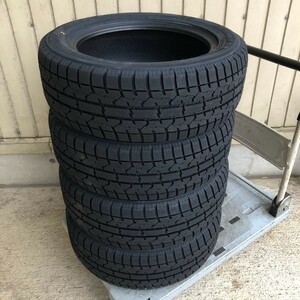 保管袋付 (IL002.17) 送料無料 [4本セット] TOYO OBSERVE GARIT GIZ　205/55R16 91T 2023年製造 室内保管 スタッドレス 205/55/16