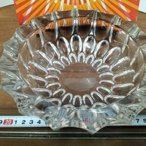 コレクション 昭和 レトロ アンティーク ガラス製 灰皿 ふらいでい ガラス工芸 飾りの画像2