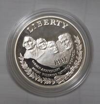 アメリカ記念コイン　1991　「MOUNT RUSHMORE ANNIVERSARY COINS」36ｍｍ　化粧箱入り800ｘ1500mm_画像2