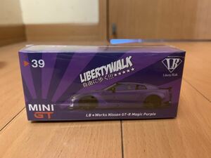 新品未開封　MINI GT 1/64 LBWK 日産 GT-R R35 リバティーウォーク LBワークス 39 MINIGT LibertyWalk