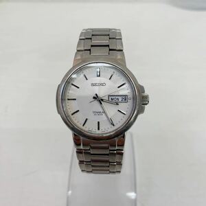 SEIKO セイコー 腕時計 メンズ腕時計 文字盤 シルバー カレンダー TITANIUM 220067 KH24